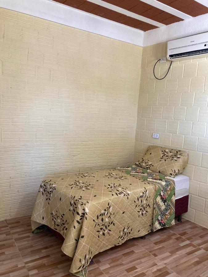 Pousada Vitoria Hotel Pitimbu  Buitenkant foto