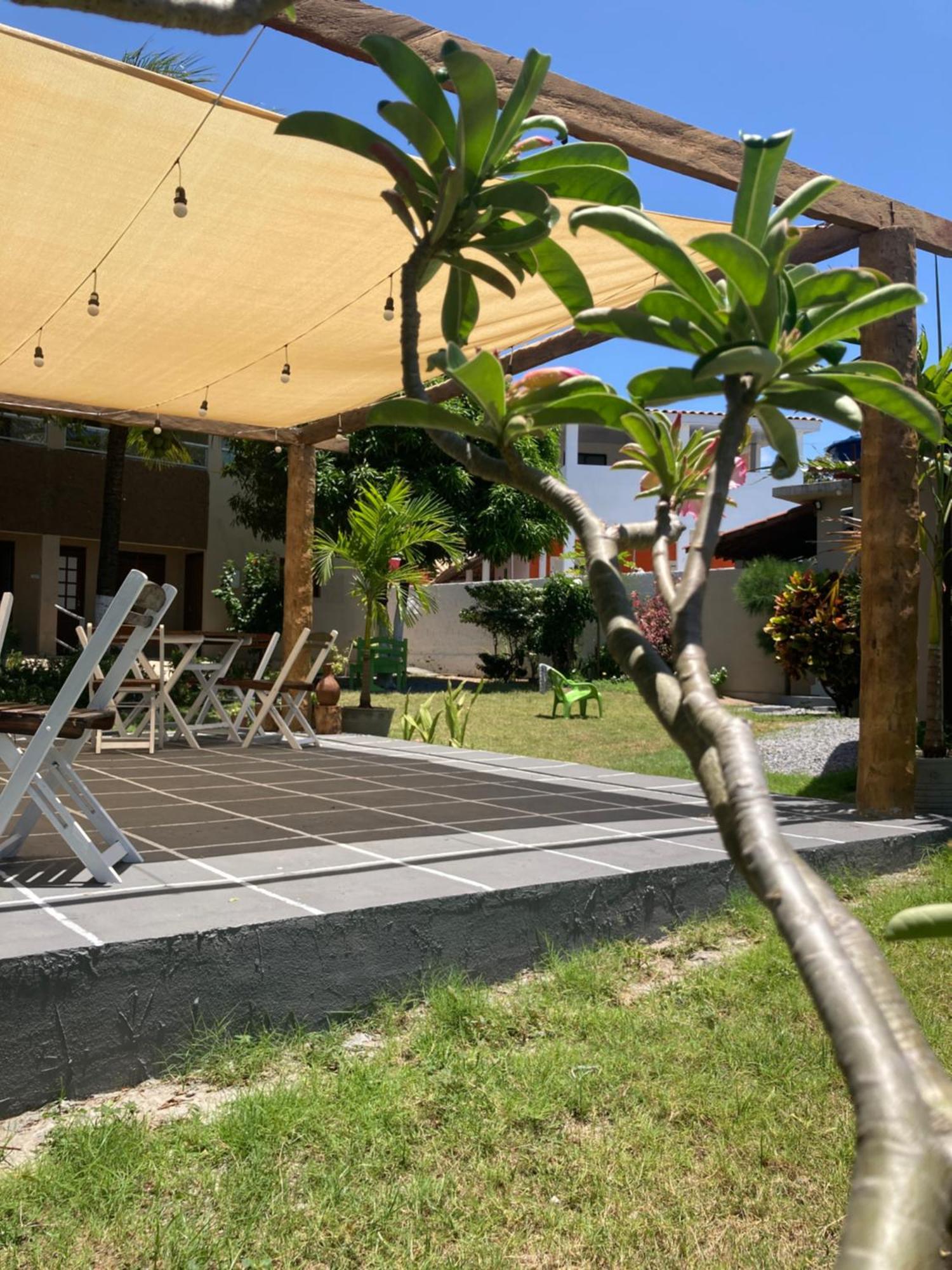 Pousada Vitoria Hotel Pitimbu  Buitenkant foto