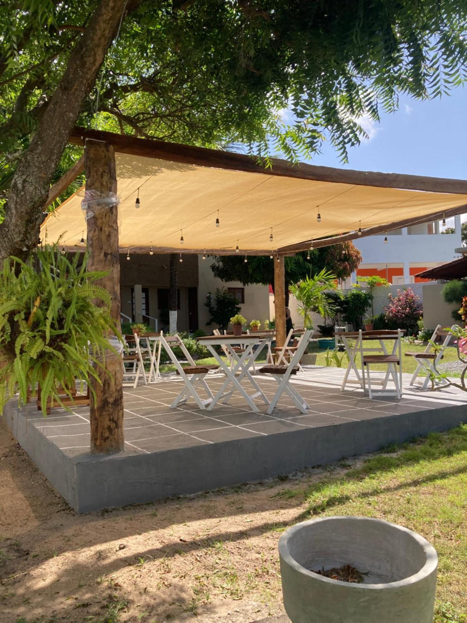Pousada Vitoria Hotel Pitimbu  Buitenkant foto