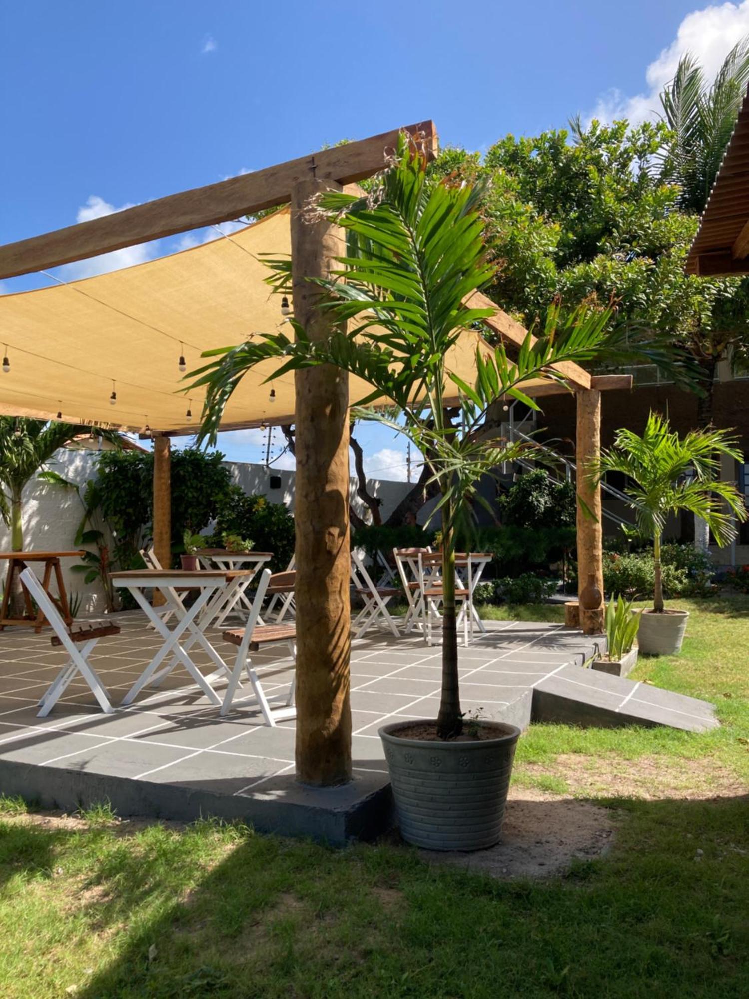 Pousada Vitoria Hotel Pitimbu  Buitenkant foto